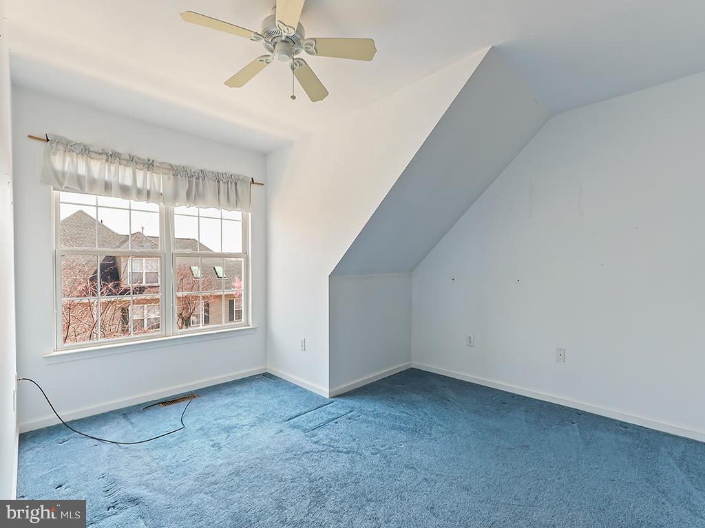 CHANCELLOR GLEN - Residential