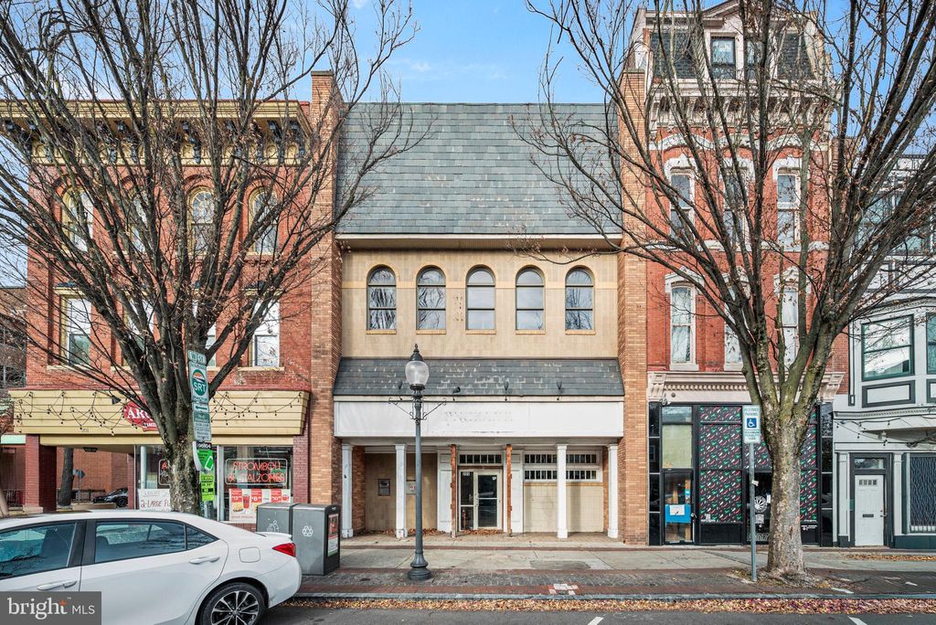 Photo of 205 E High Street, POTTSTOWN, PA 19464 (MLS # PAMC2161694)