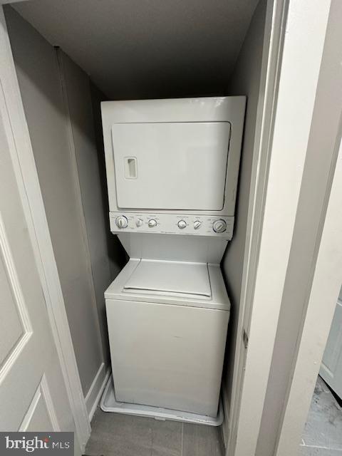 MIDDLE RIVER - Residential Lease