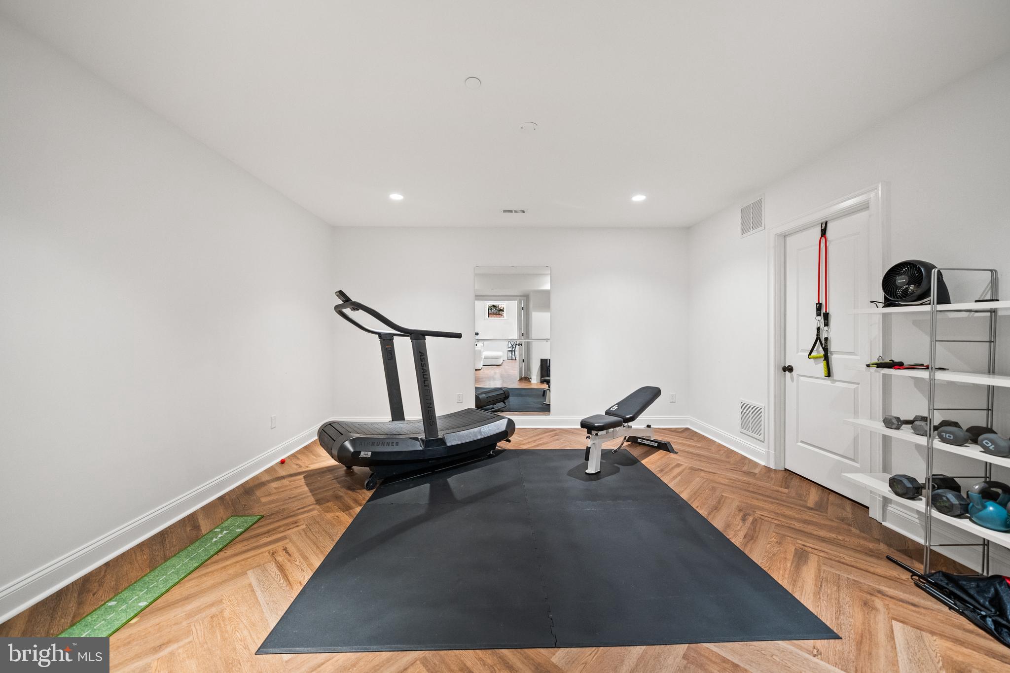 CHEVY CHASE TERRACE - Residential