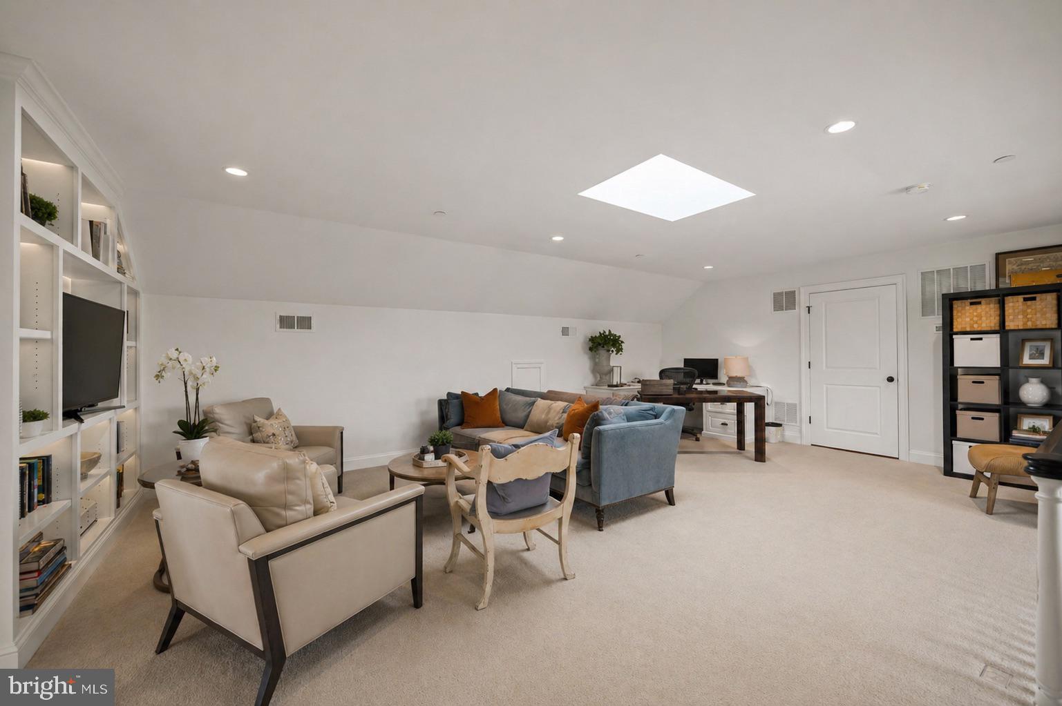 CHEVY CHASE TERRACE - Residential