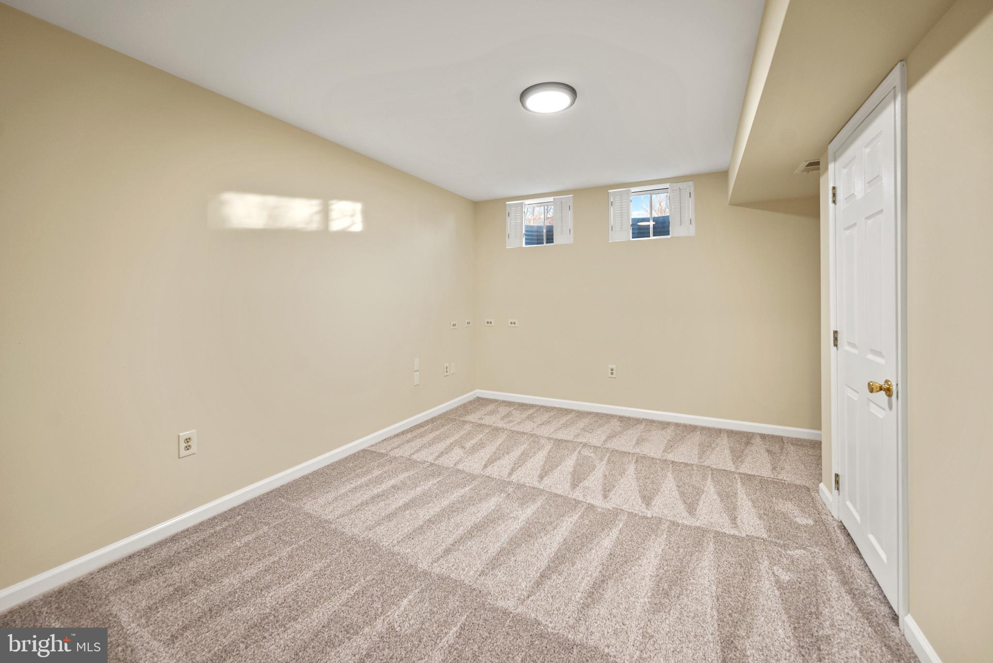 HAYDEN VILLAGE - Residential