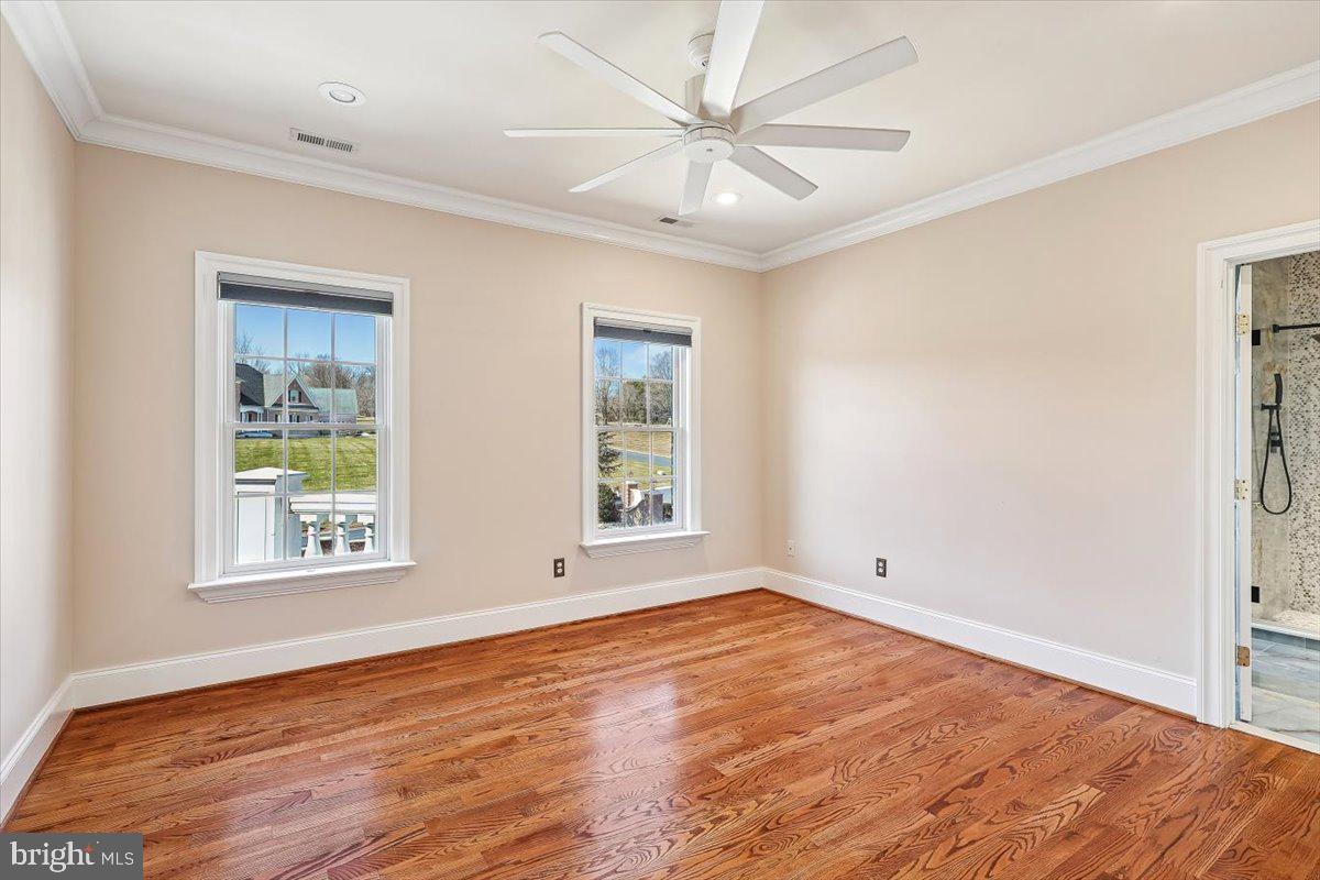 FALLS CREST - Residential