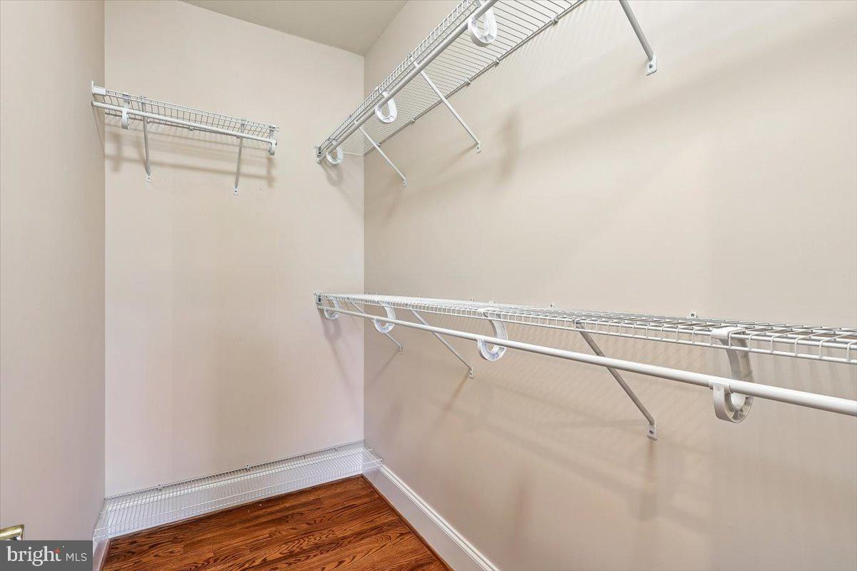 FALLS CREST - Residential