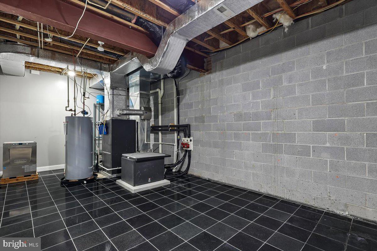 FALLS CREST - Residential