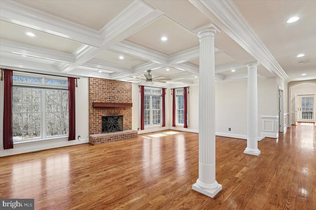 FALLS CREST - Residential