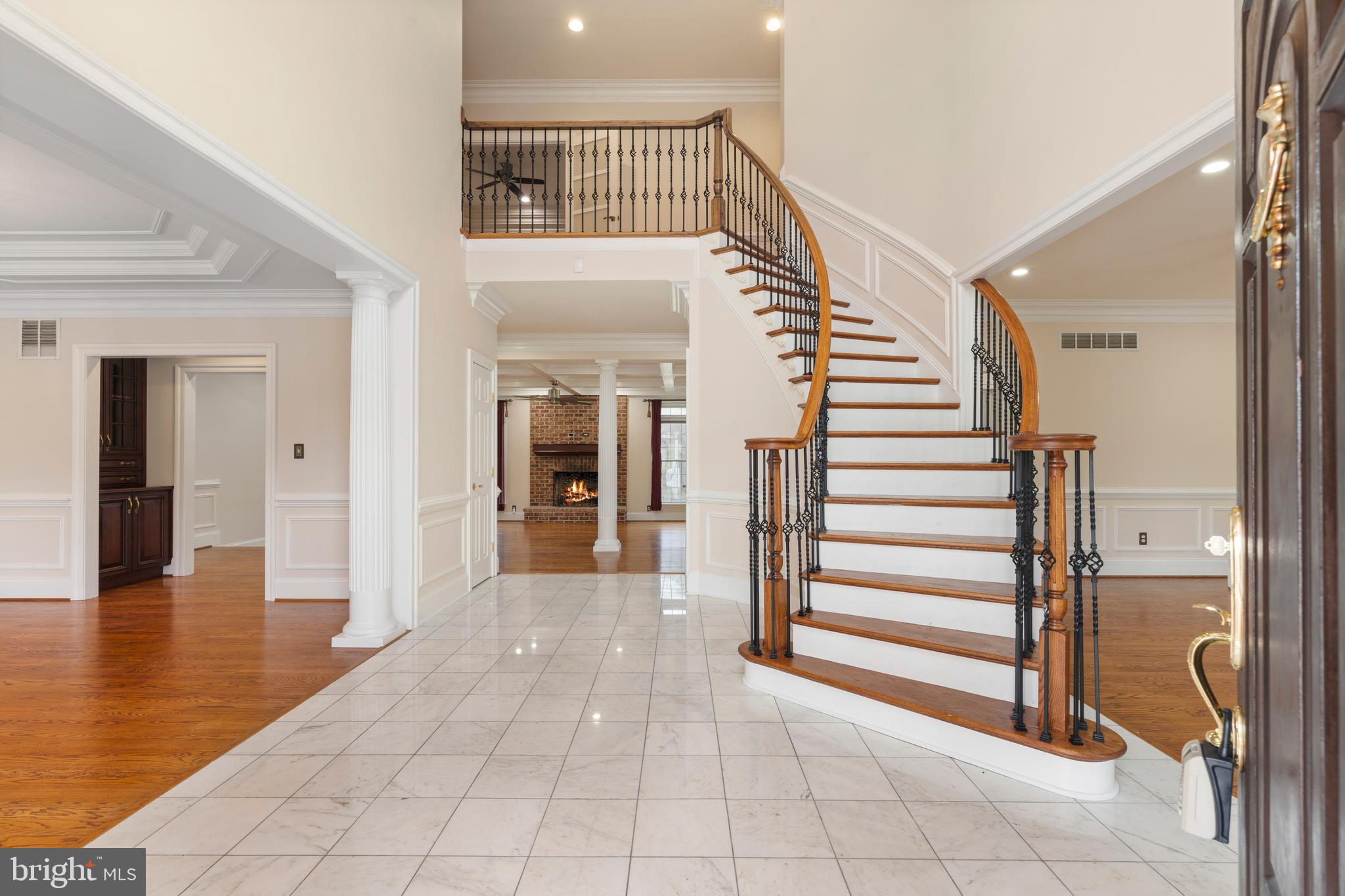 1410 FALLS CREST DRIVE A