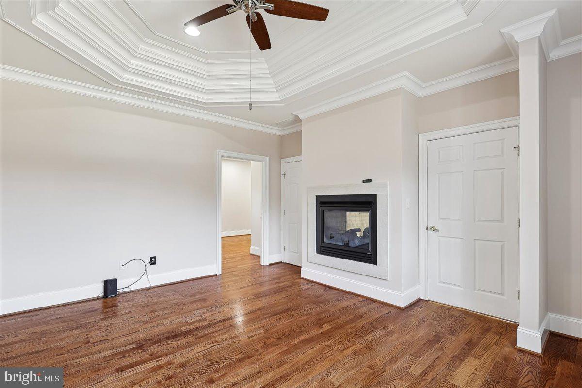 FALLS CREST - Residential