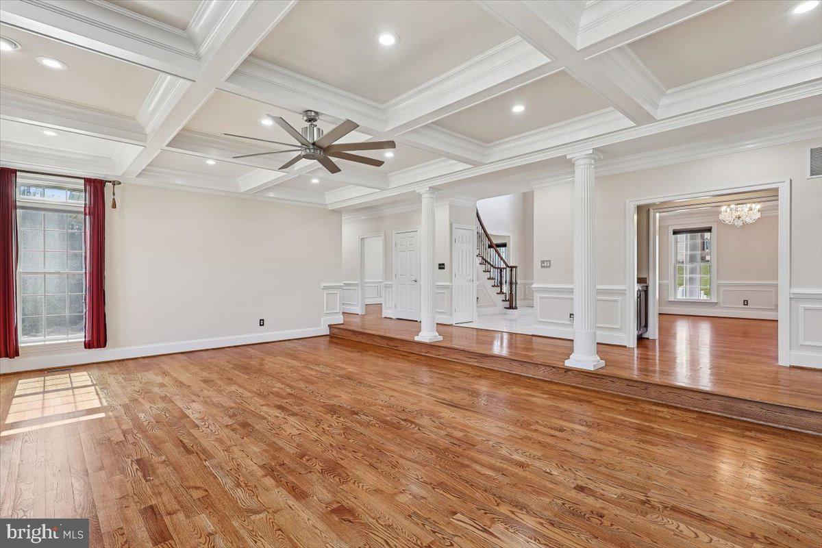 FALLS CREST - Residential