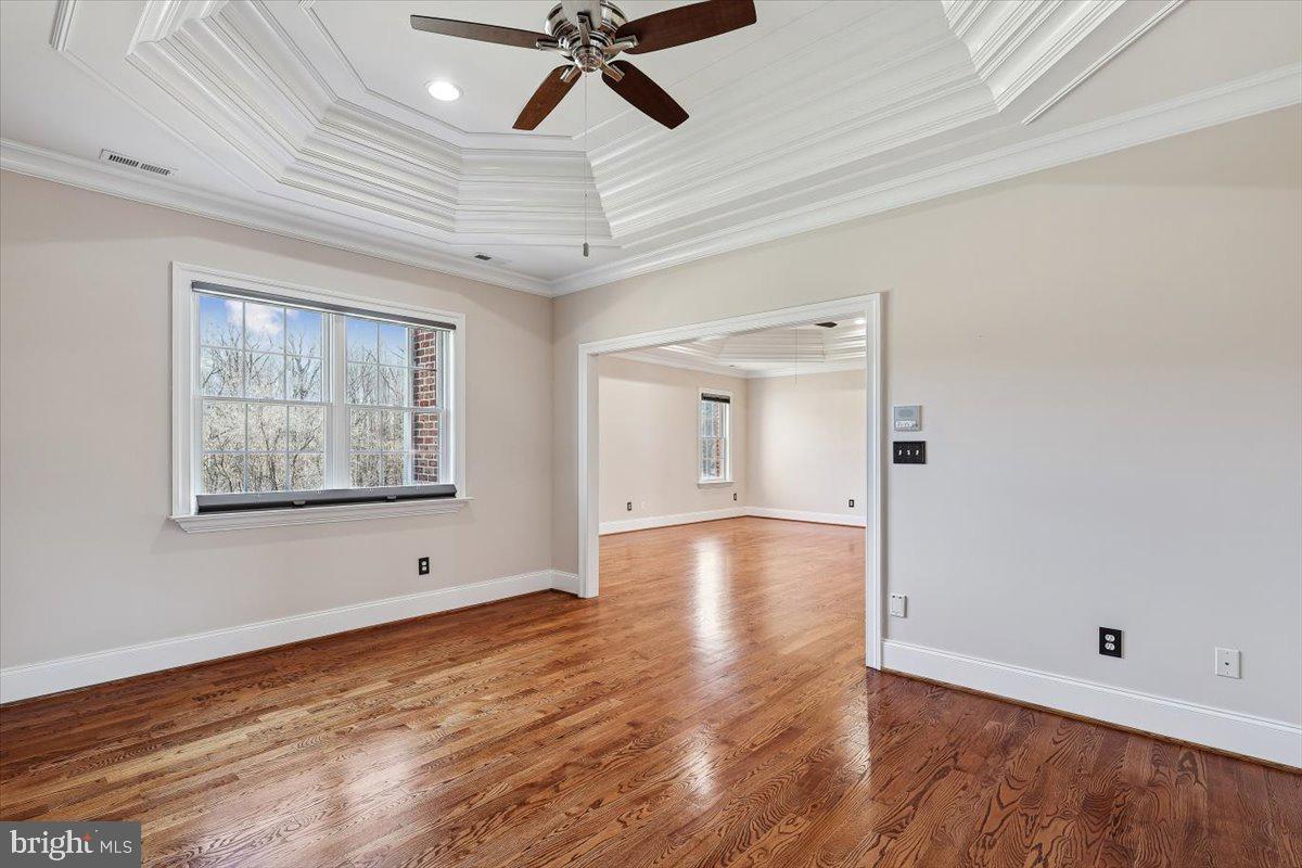 FALLS CREST - Residential