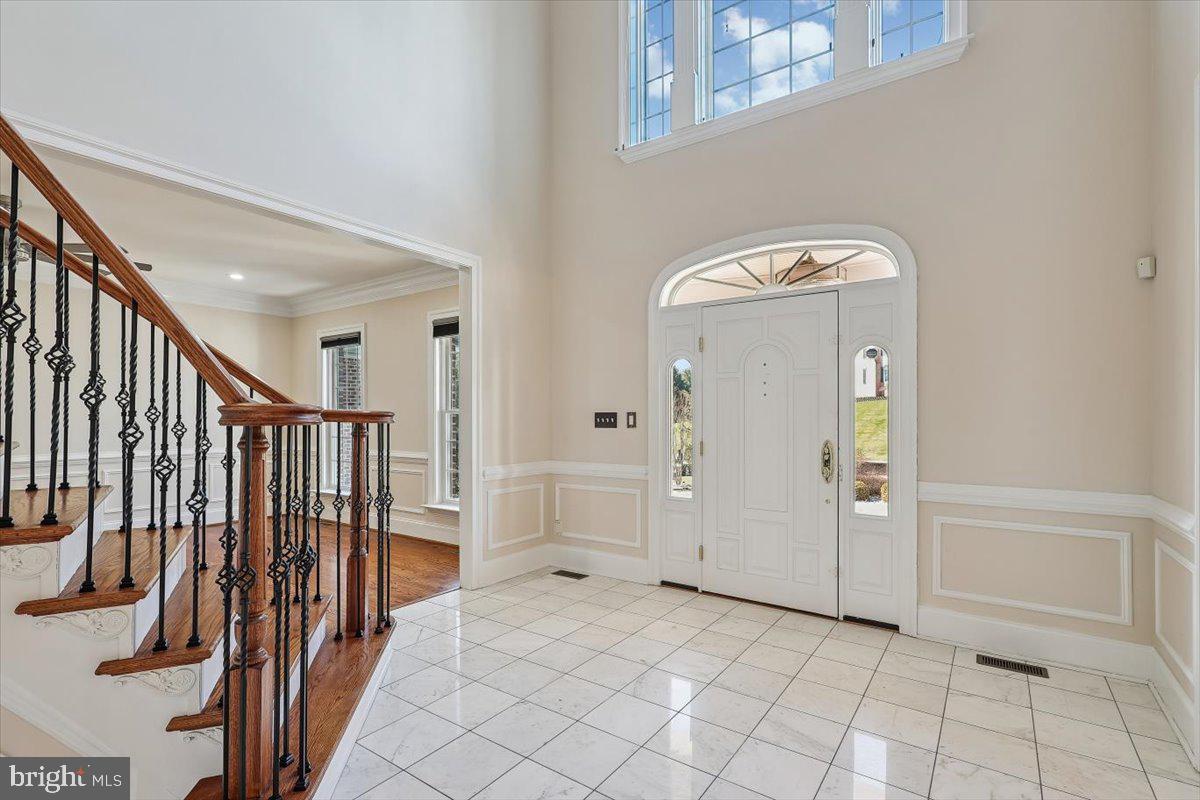 FALLS CREST - Residential