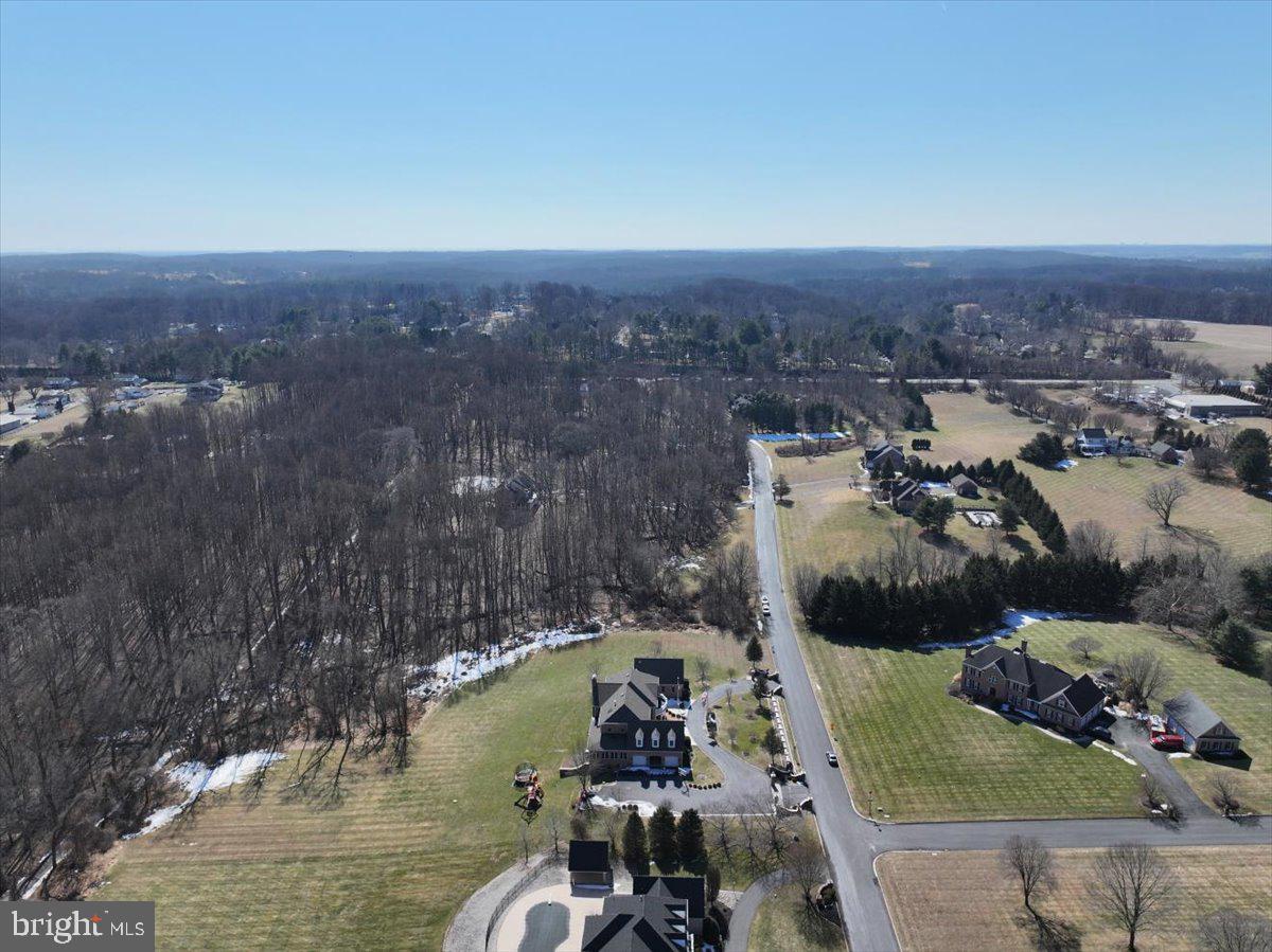 FALLS CREST - Residential