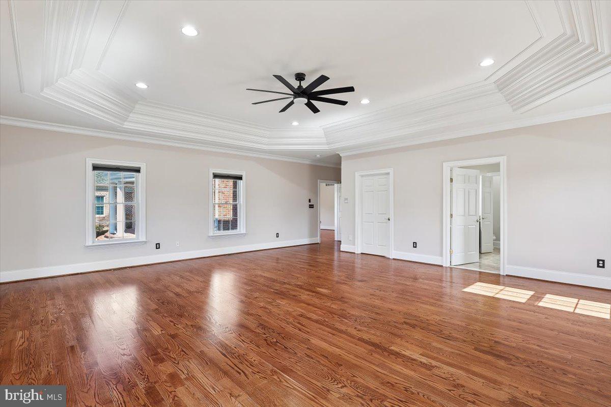 FALLS CREST - Residential