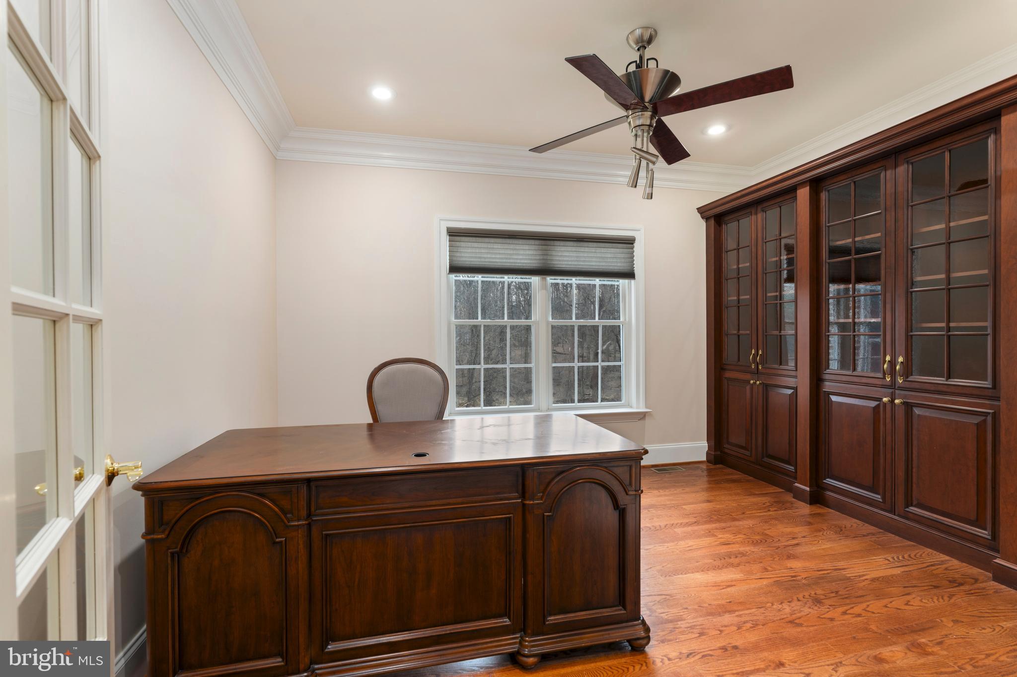 FALLS CREST - Residential