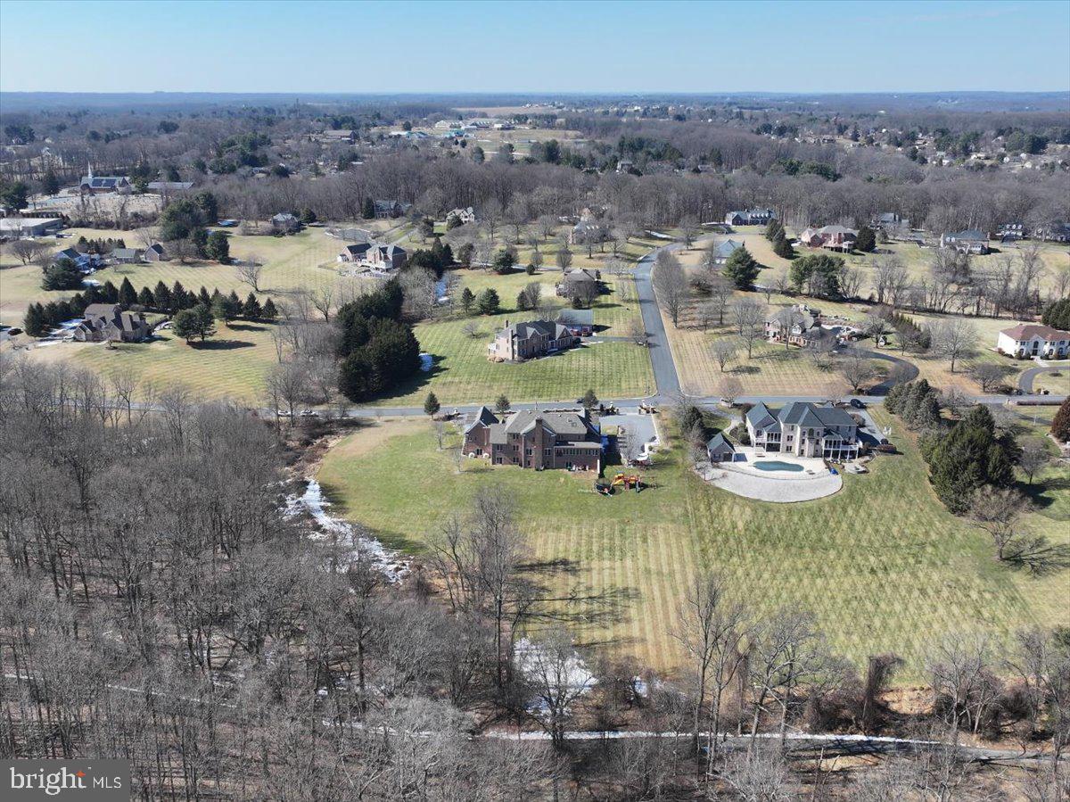 FALLS CREST - Residential