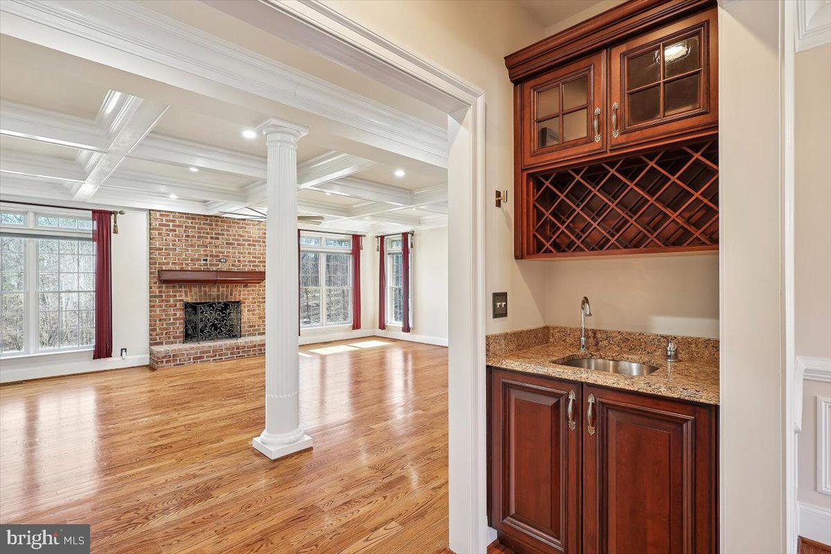 FALLS CREST - Residential