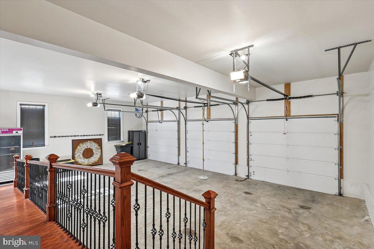 FALLS CREST - Residential