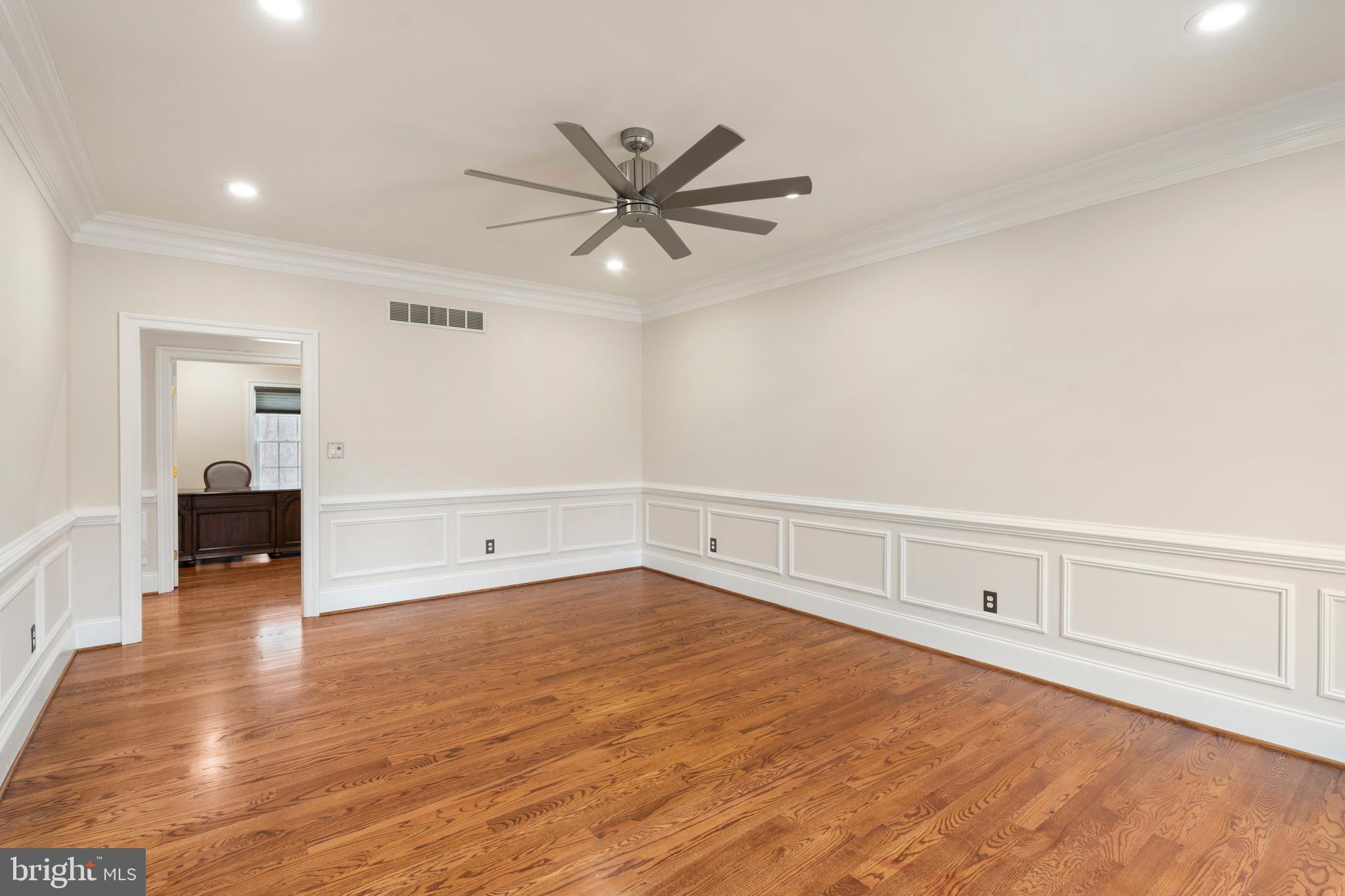 FALLS CREST - Residential