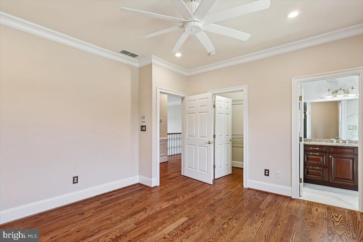 FALLS CREST - Residential