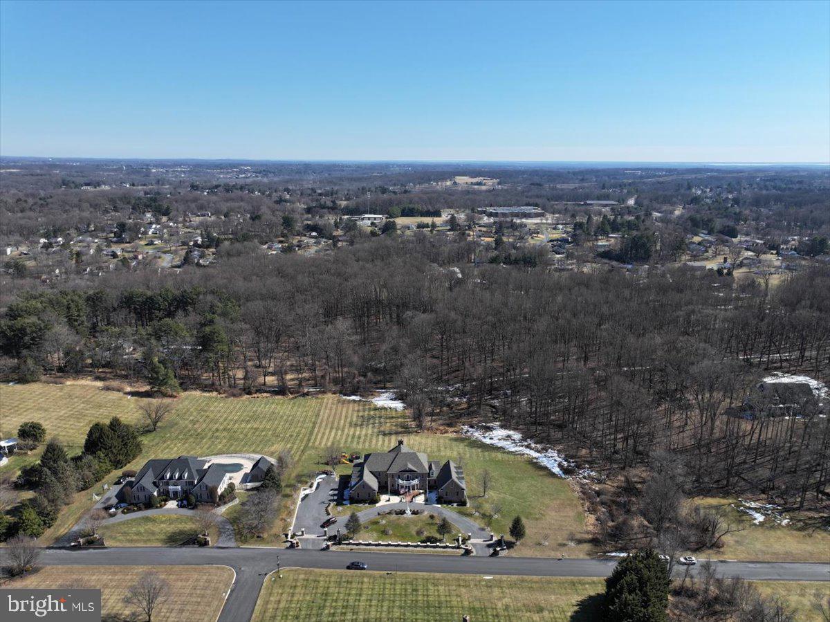 FALLS CREST - Residential