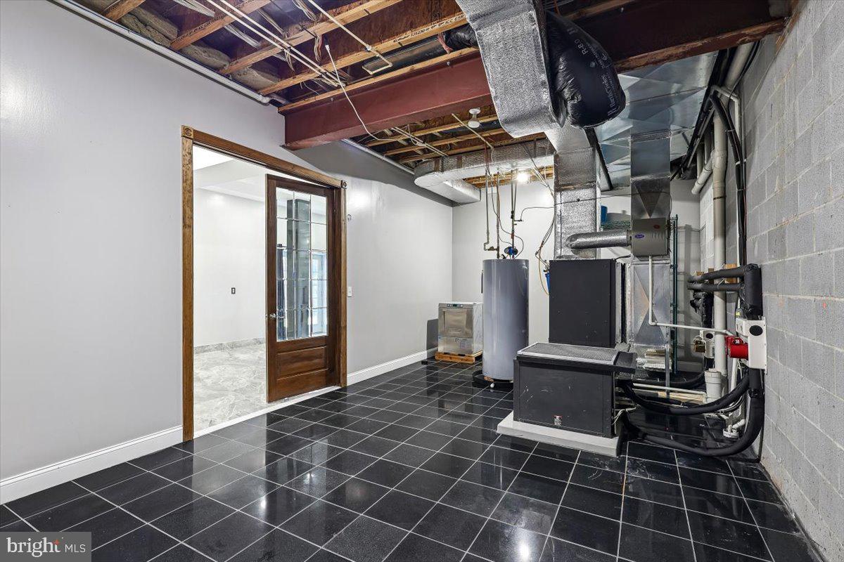 FALLS CREST - Residential