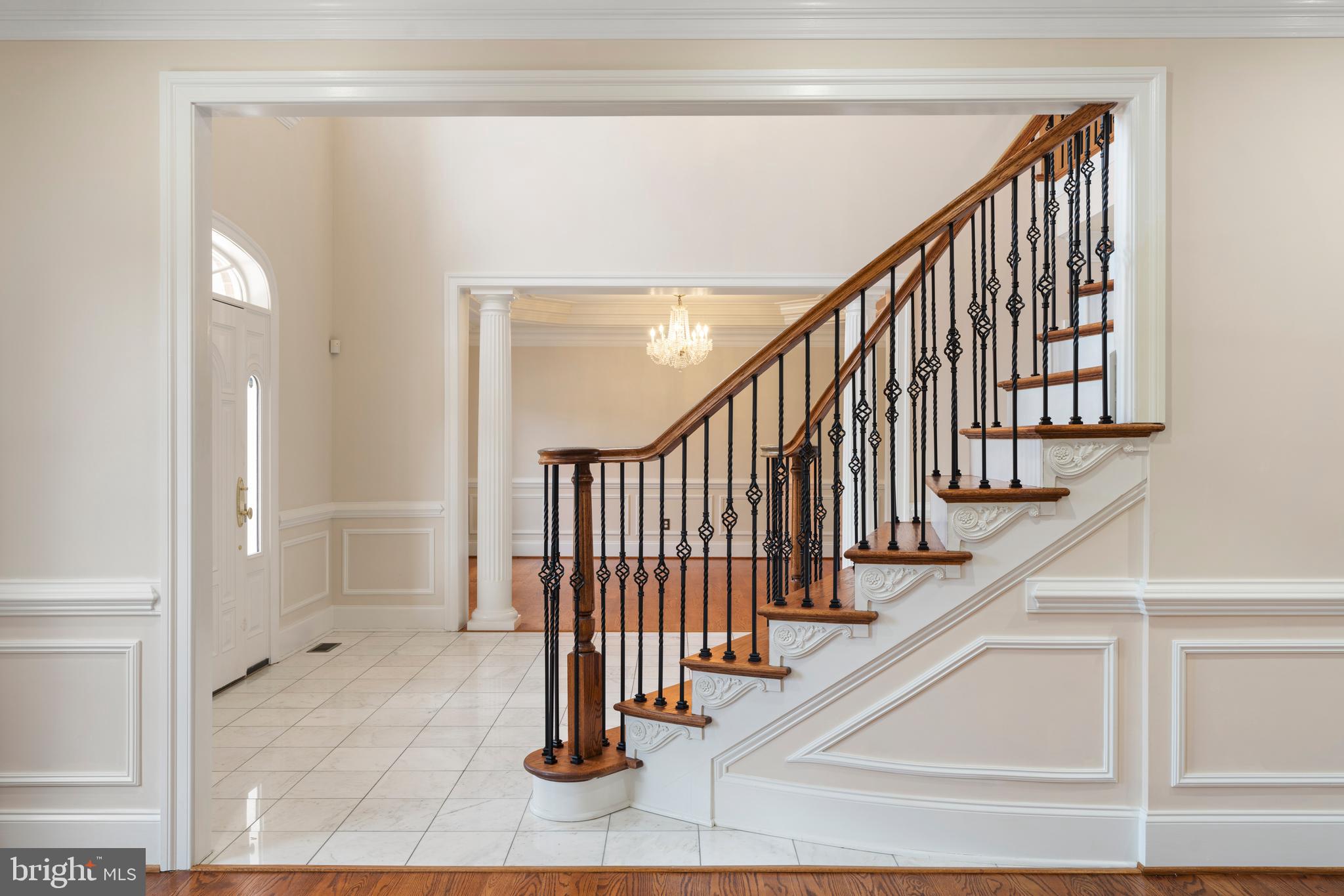 FALLS CREST - Residential