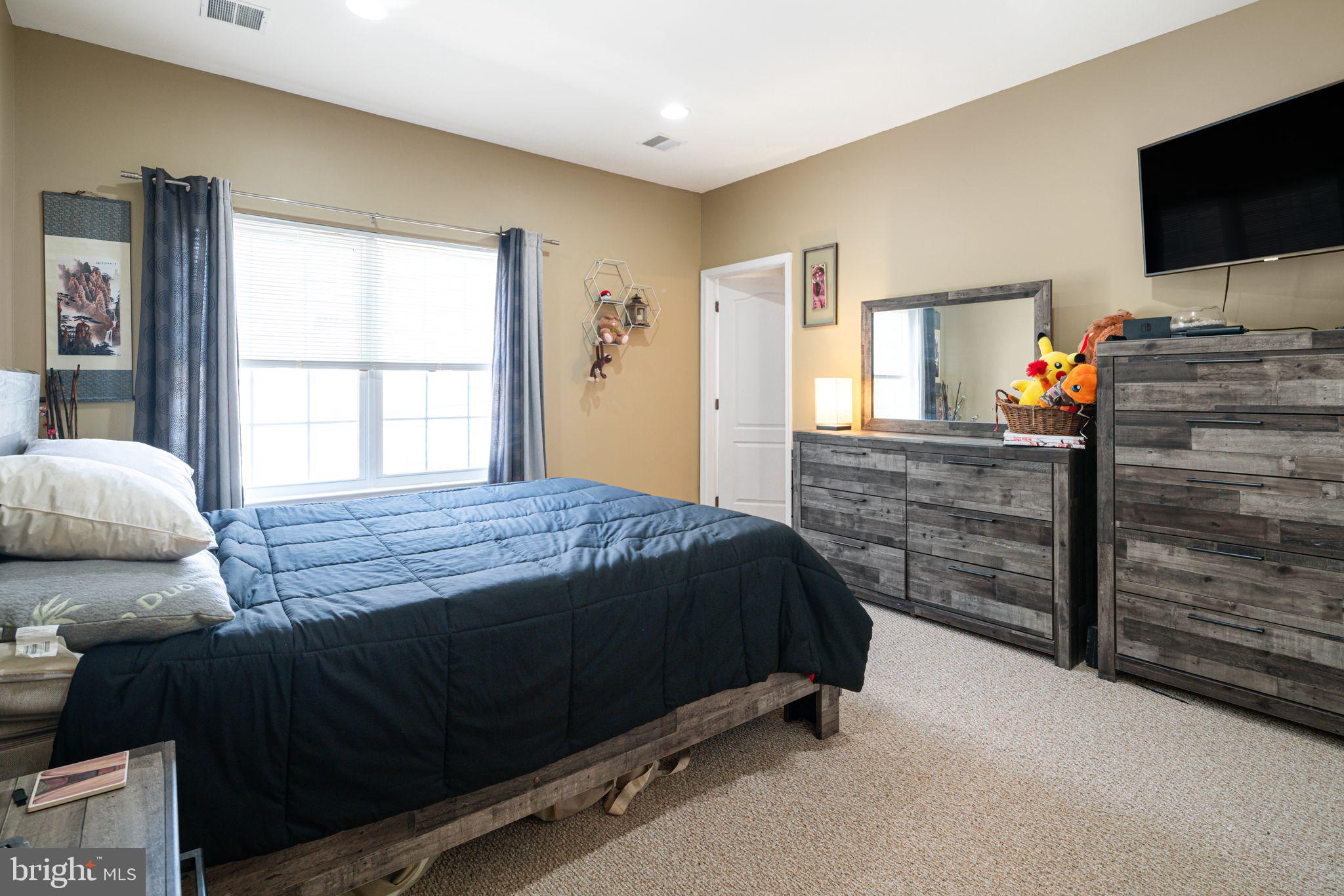 POPLAR - Residential Lease