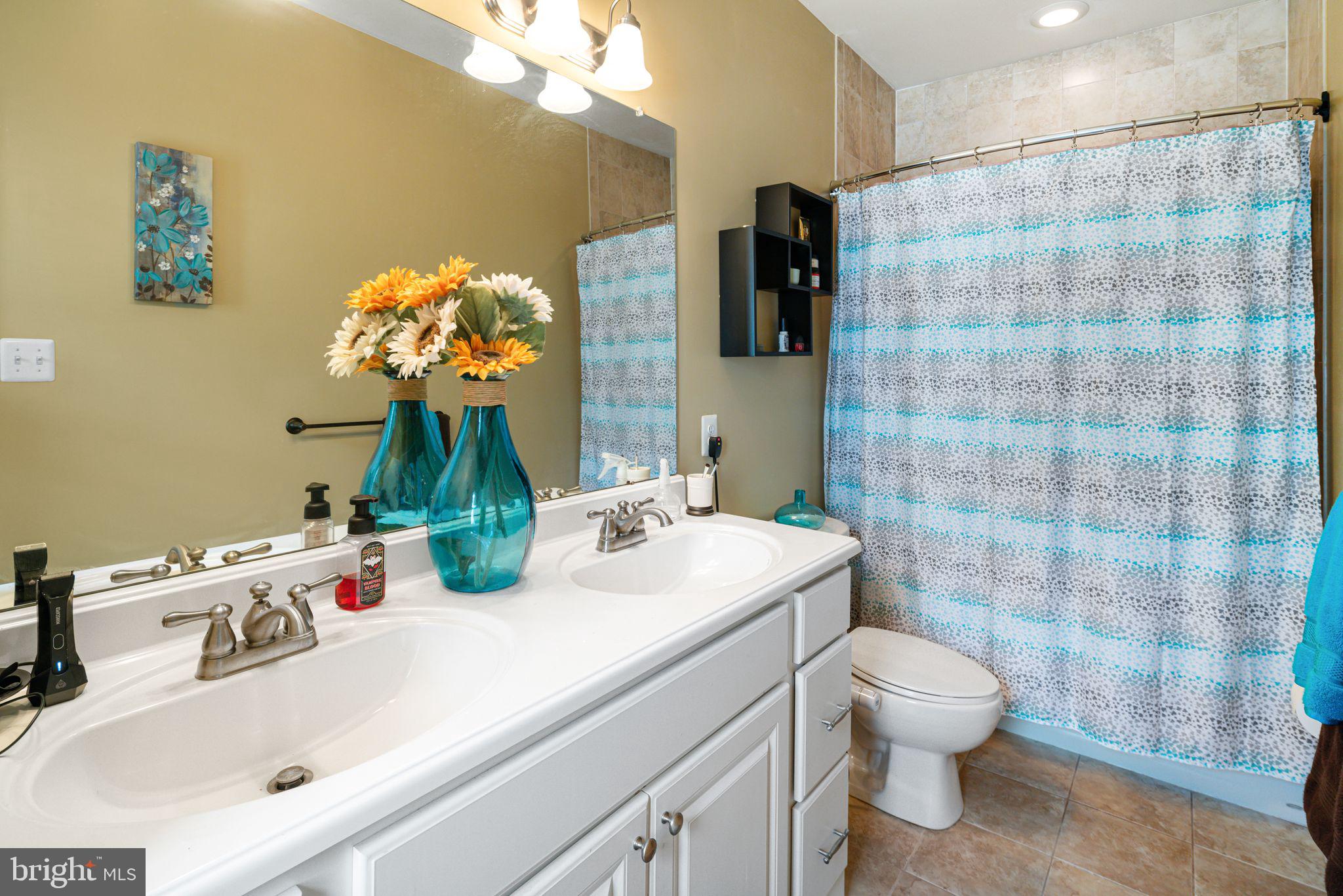 POPLAR - Residential Lease