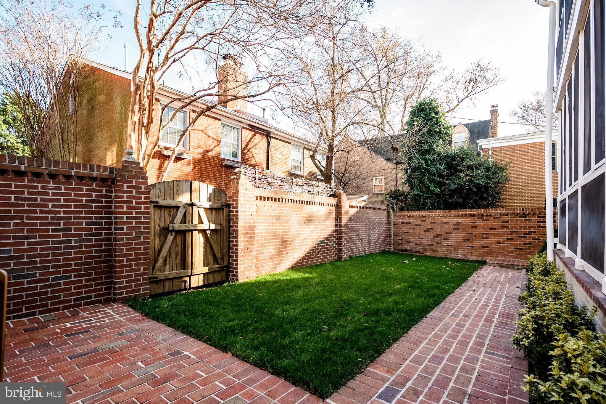 OLD TOWN - Residential