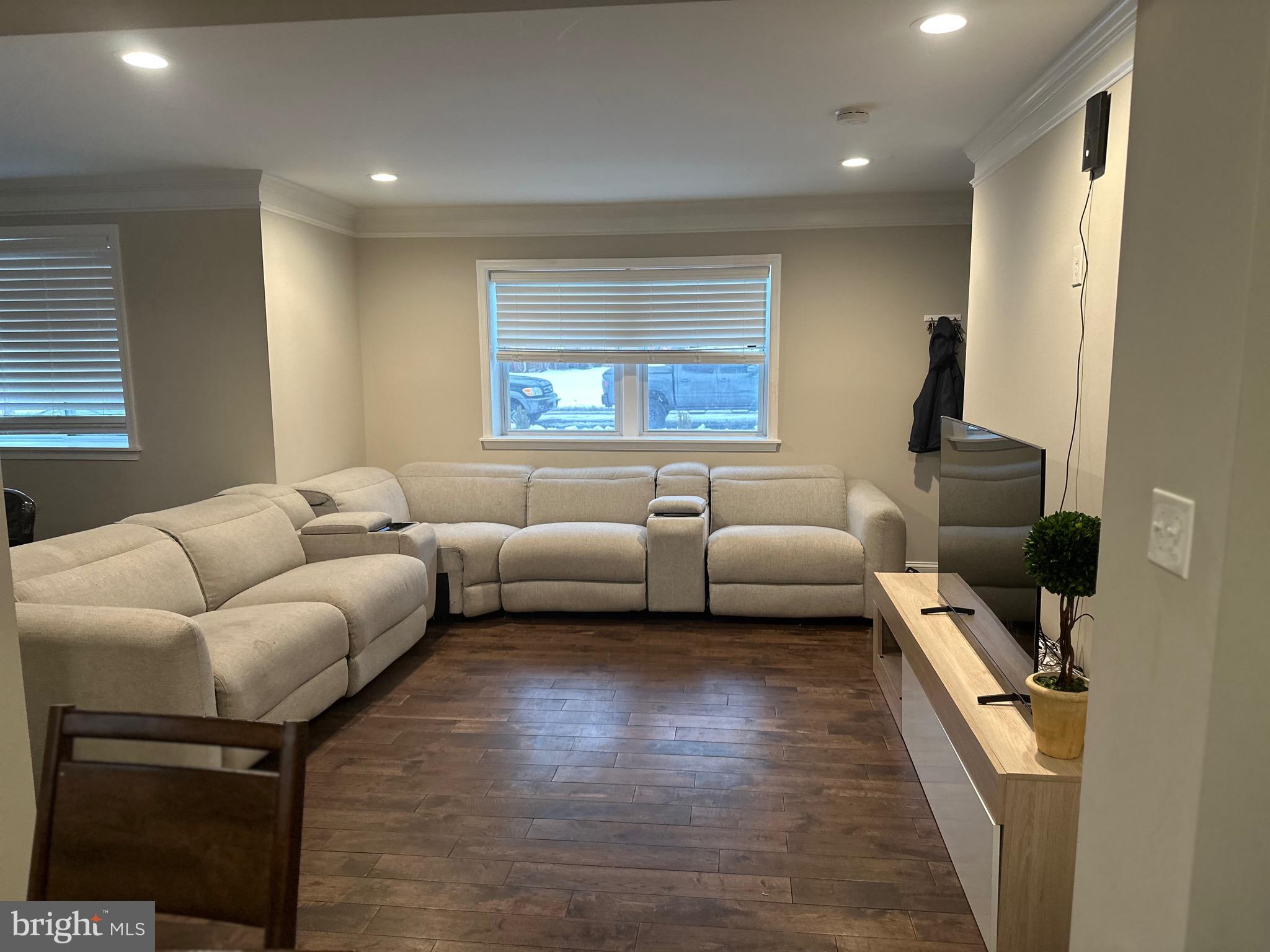 LINCOLN - Residential