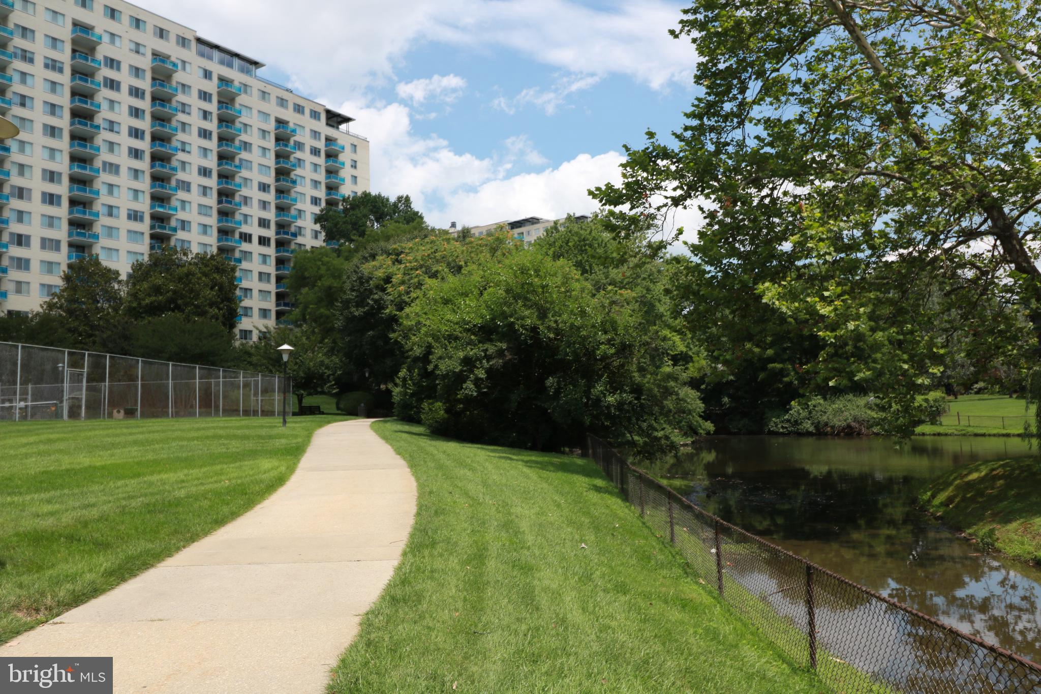 GROSVENOR PARK - Residential