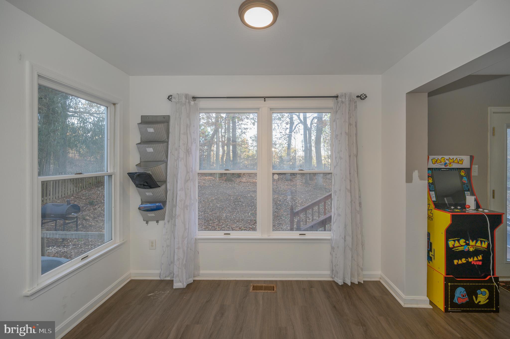 WILLOW OAKS - Residential