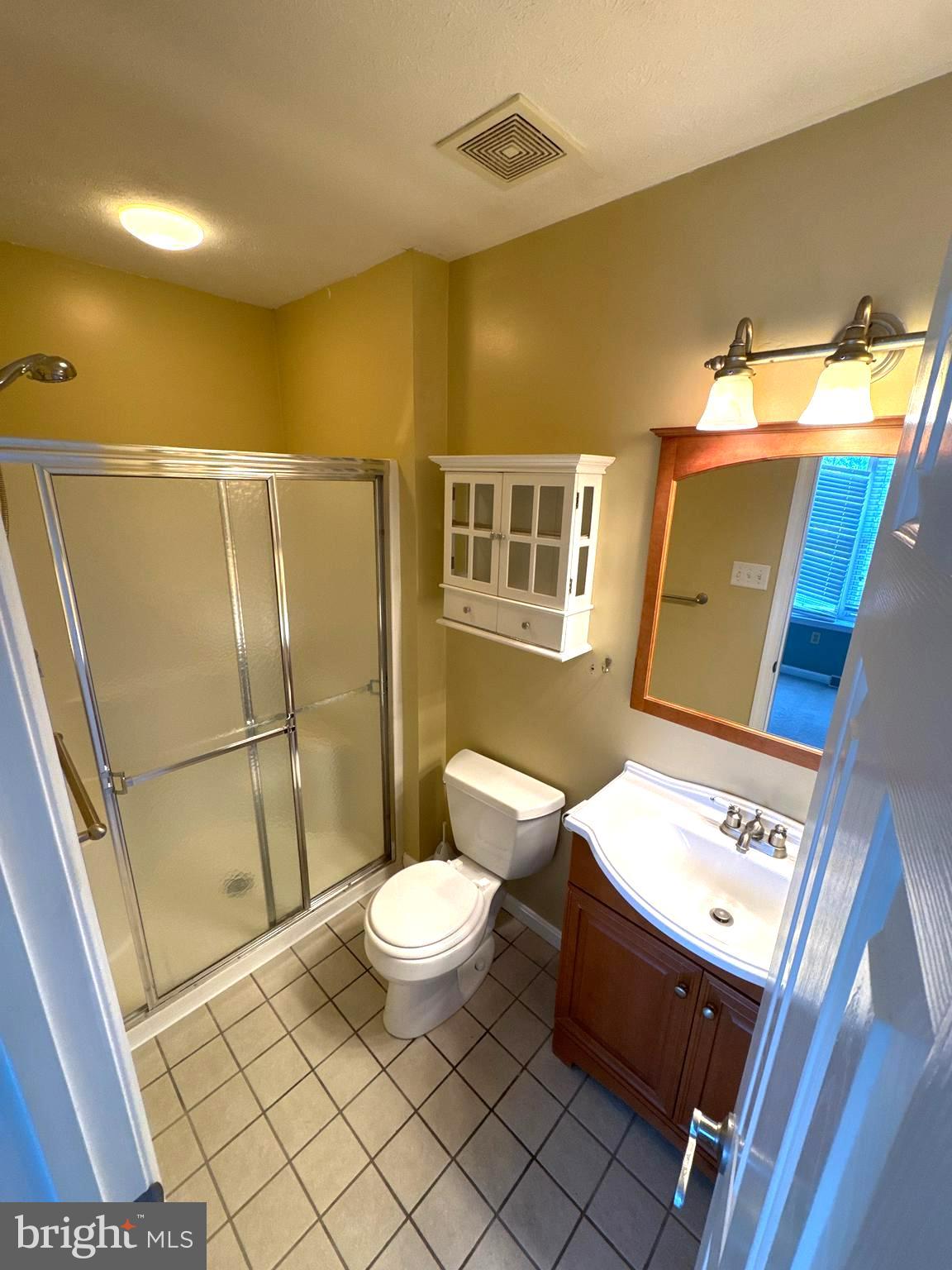 REMVIEW - Residential Lease