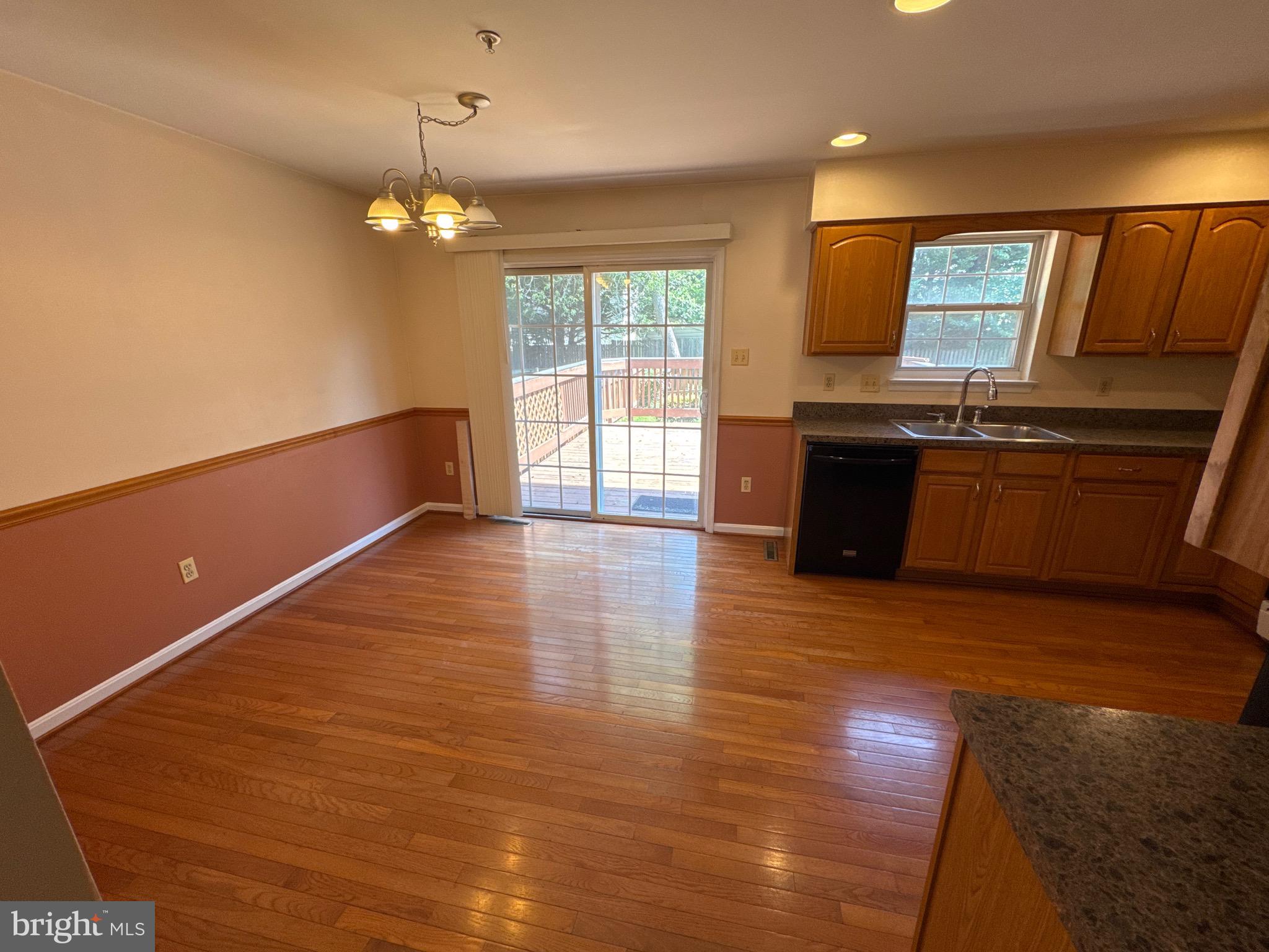 REMVIEW - Residential Lease