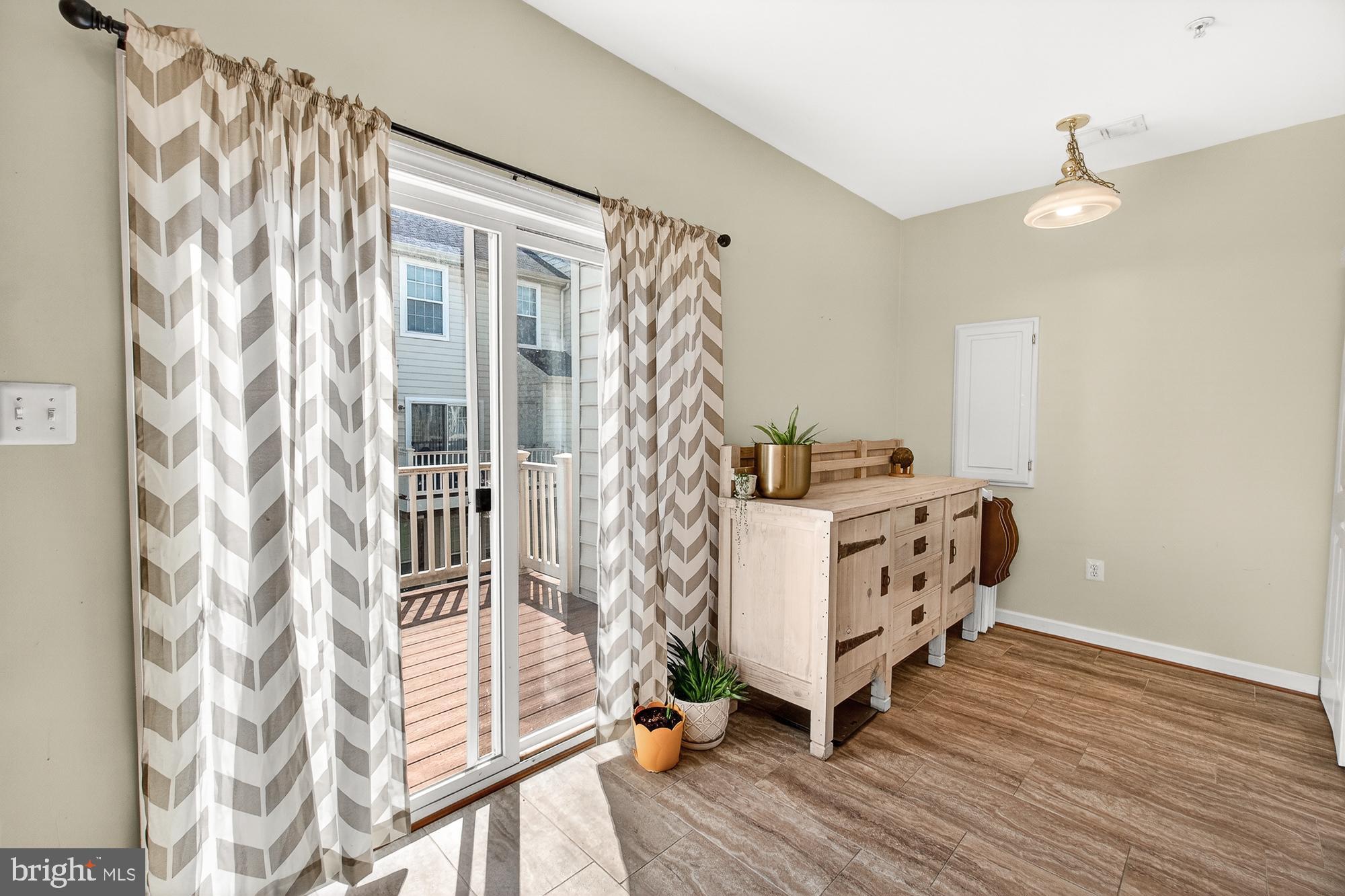 BALLENGER CROSSING CONDO - Residential