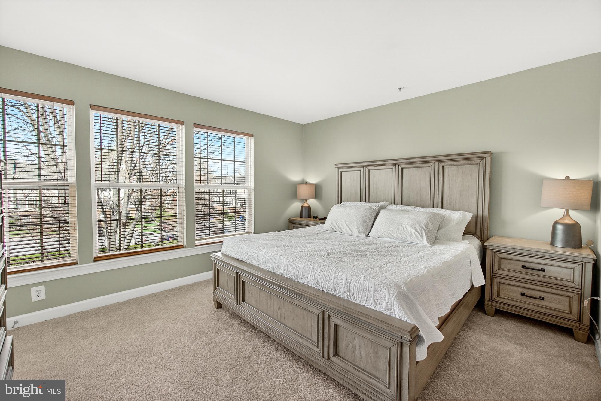 BALLENGER CROSSING CONDO - Residential