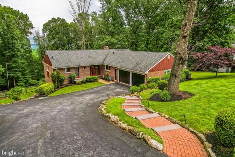 175 GULPH HILLS ROAD WAYNE PA 19087