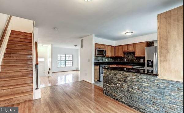 SEQUOIA LEA - Residential Lease