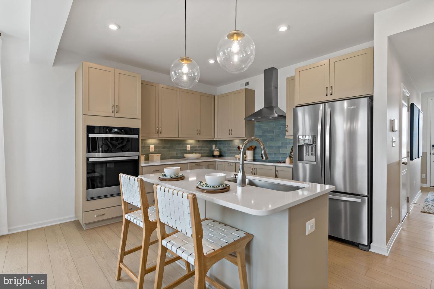 TBB KNOLL VIEW DRIVE LYNNHAVEN