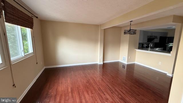 FOX CREEK - Residential Lease