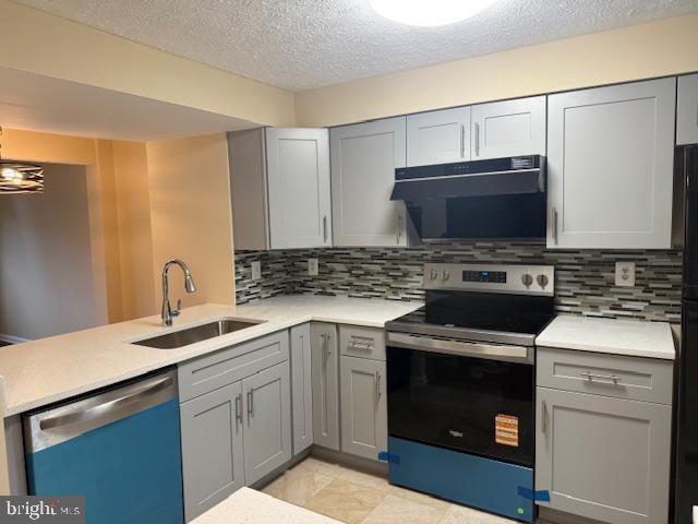 FOX CREEK - Residential Lease