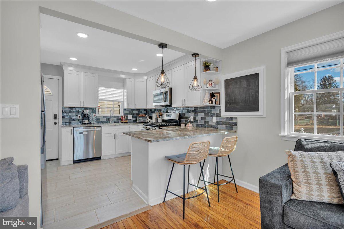 412 S BROWNING AVENUE