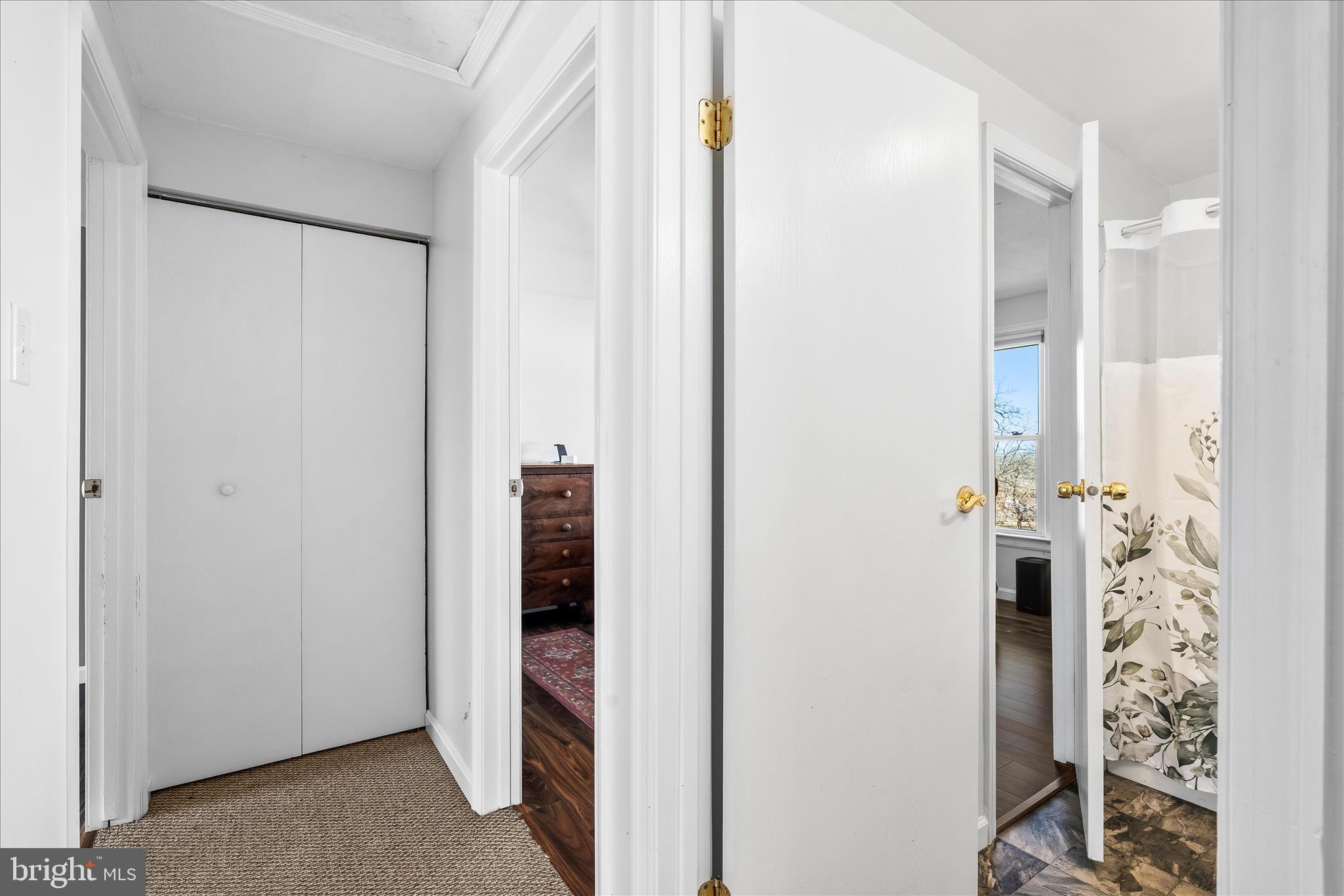 VALLEY VIEW - Residential