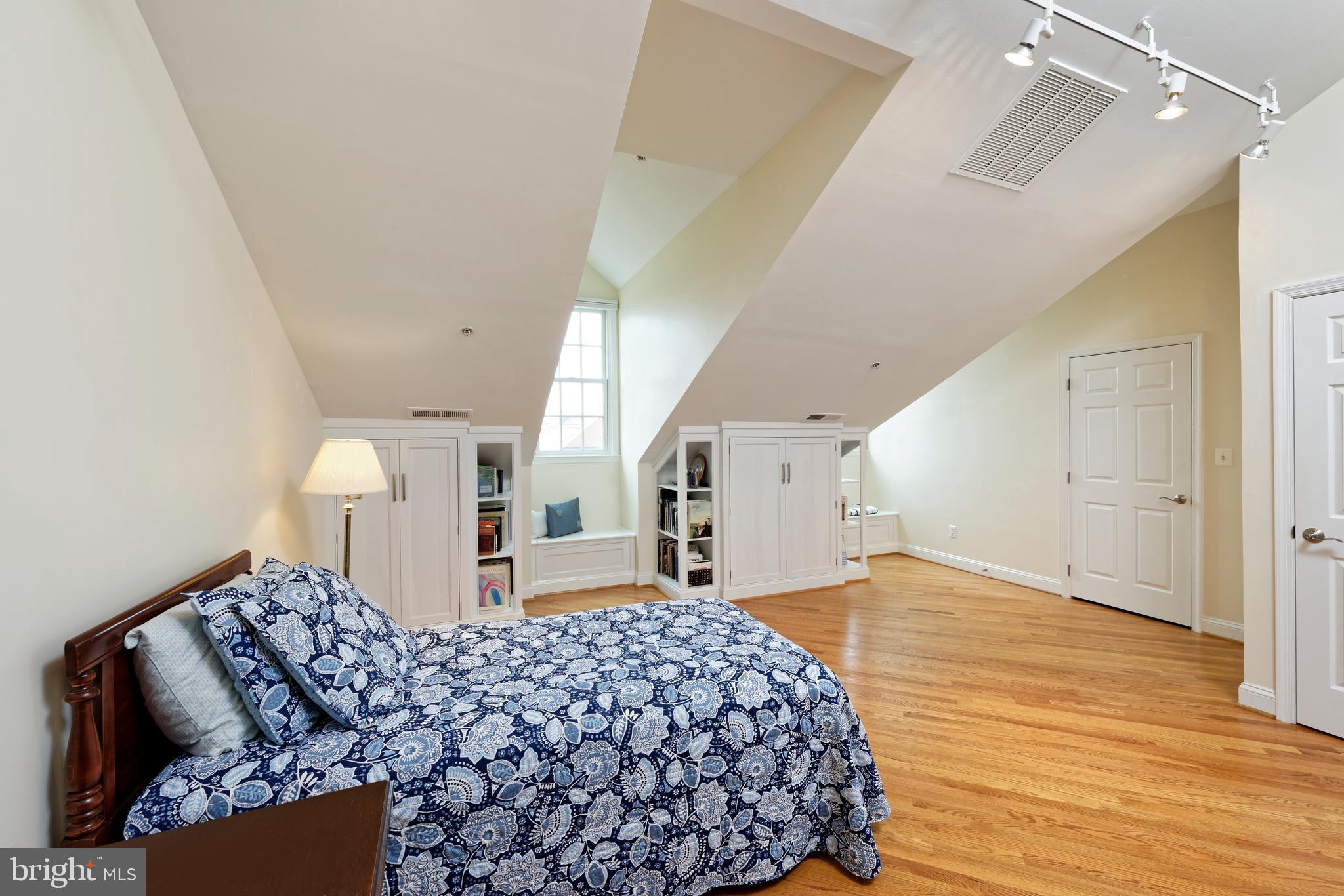 OLD TOWN VILLAGE - Residential