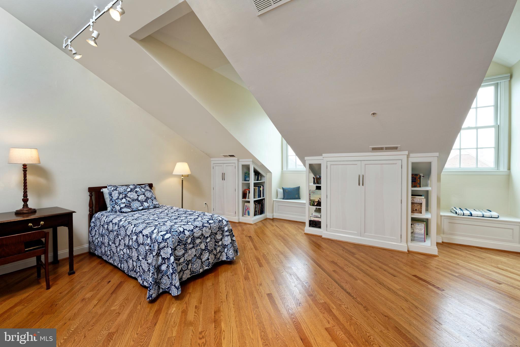 OLD TOWN VILLAGE - Residential