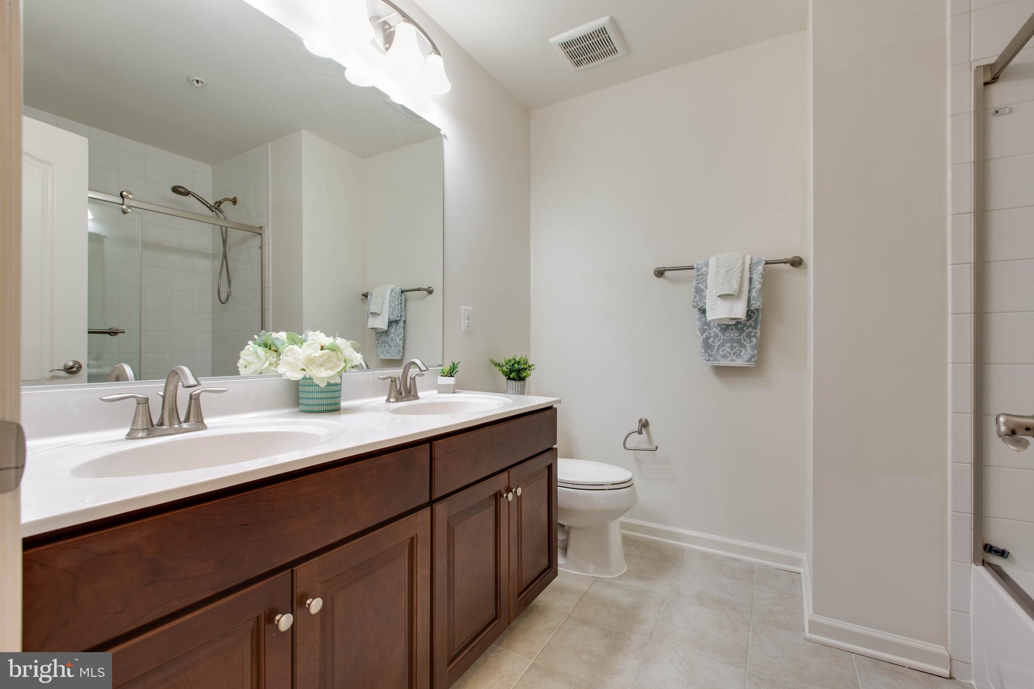 BENTLEY PARK - Residential