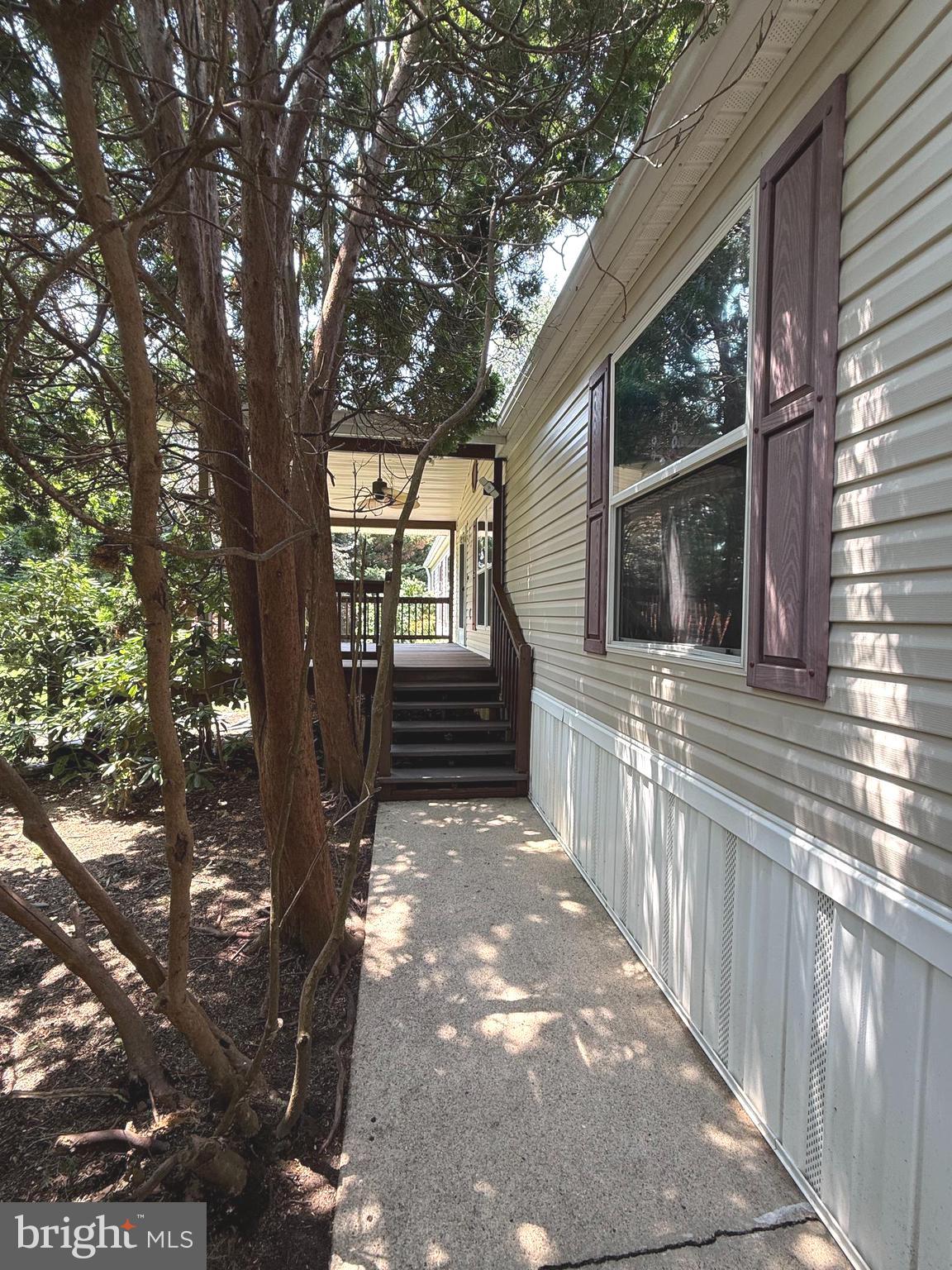 28 SHIPPENSBURG MOBILE ESTATE