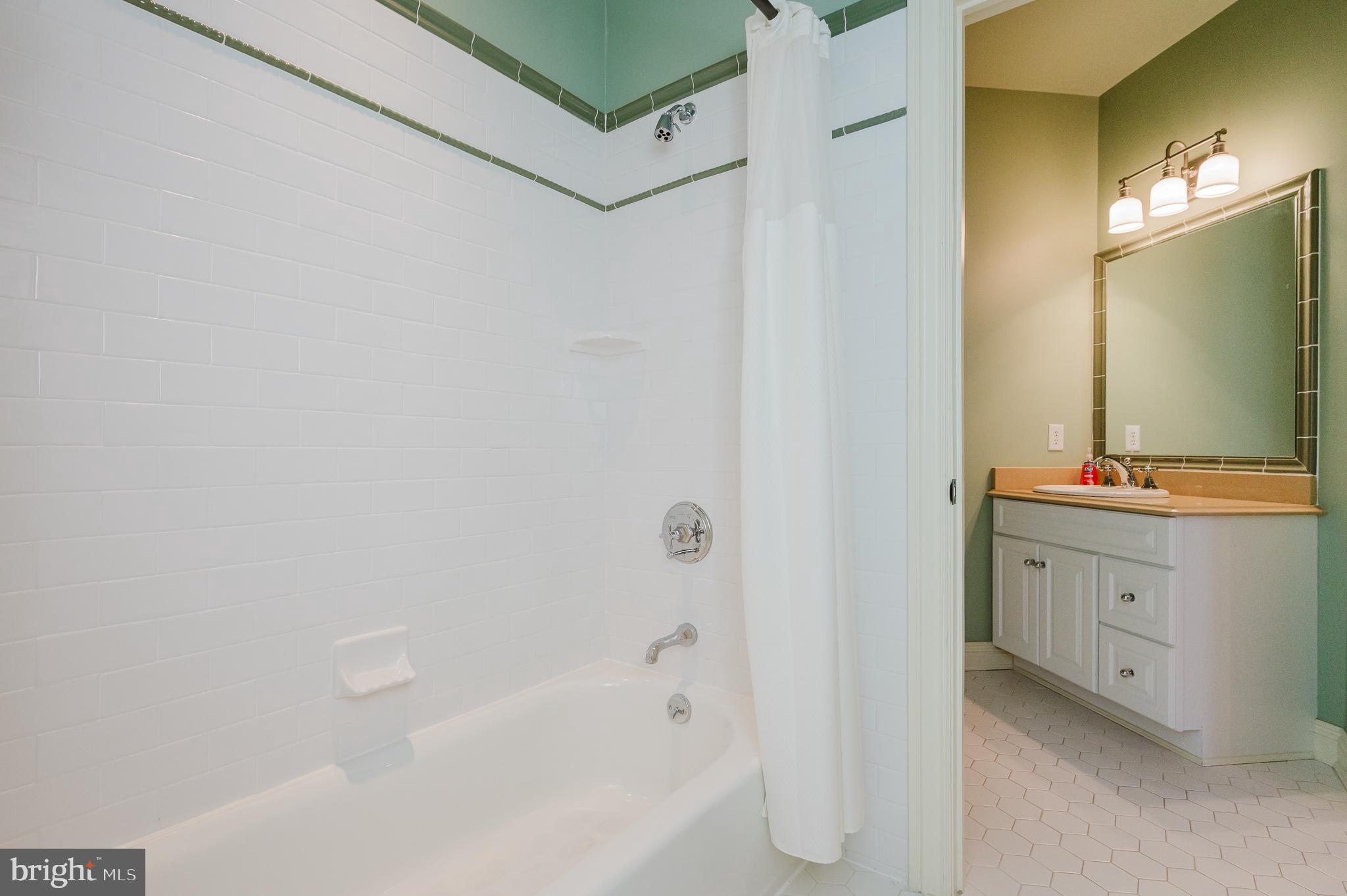 GLENANGUS - Residential