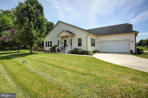 Townhouse For Sale - 3293 Portrait Way<br/> Franklin County, CHAMBERSBURG, PA 17202