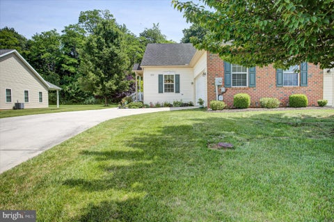Townhouse For Sale - 3293 Portrait Way<br/> Franklin County, CHAMBERSBURG, PA 17202